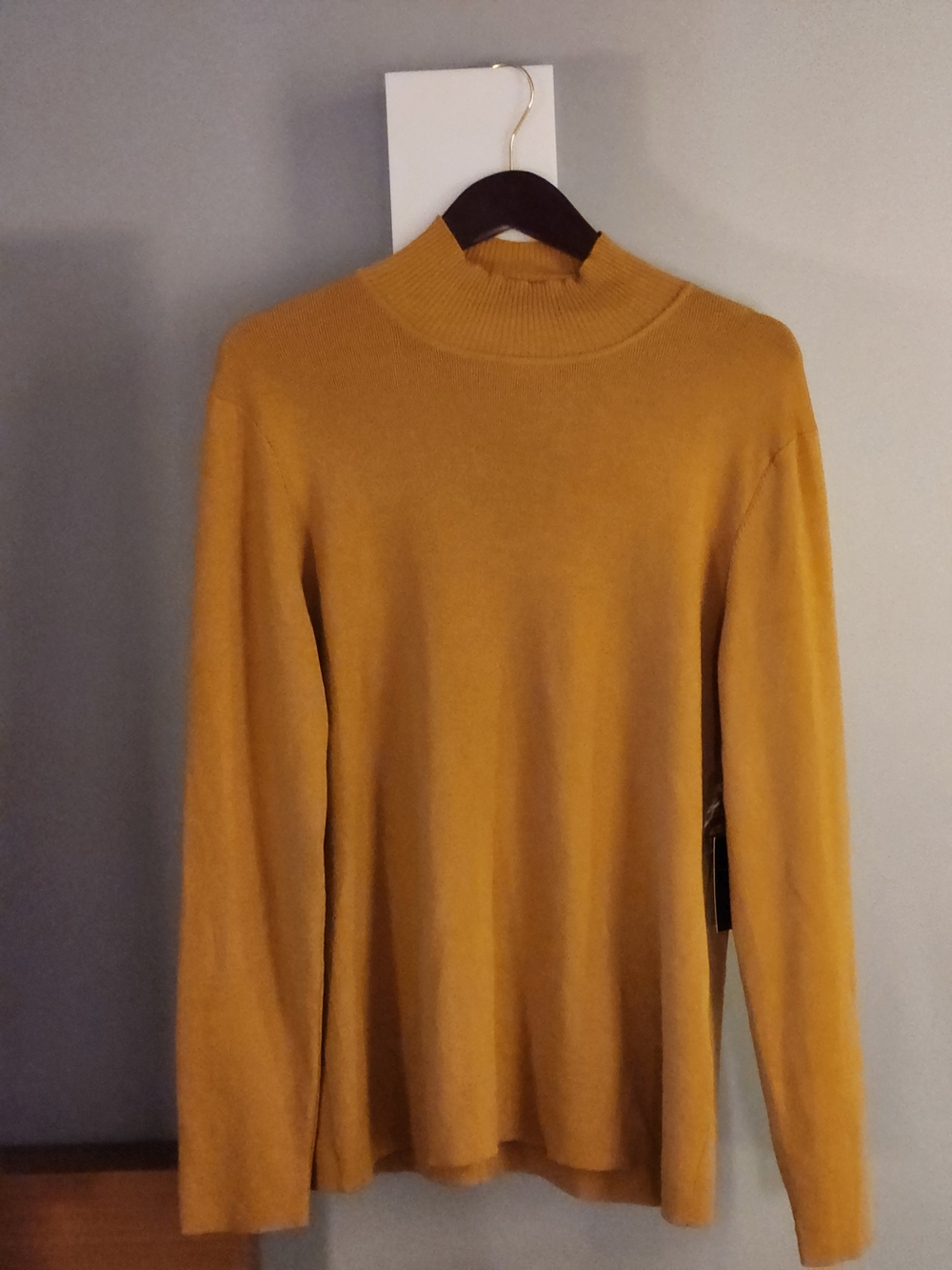 Jones New York Ribbed Mock Neck Sweater in Mustard Yellow - Size L